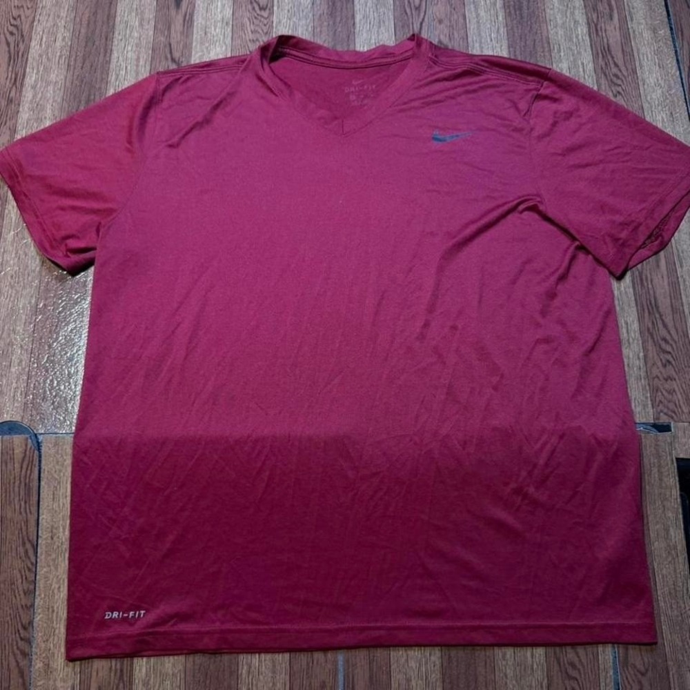 Nike Red Dri-Fit Tech Retro Sportswear V Shirt XL